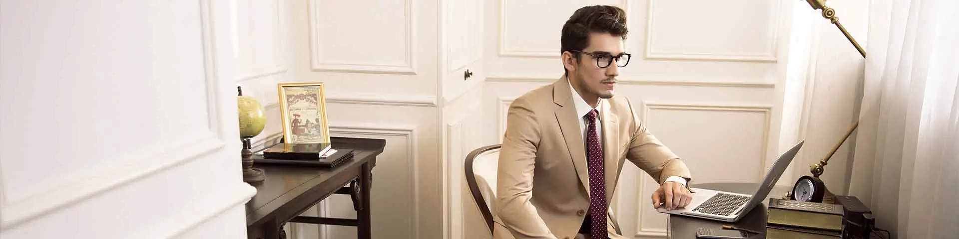 valentino trang chủ